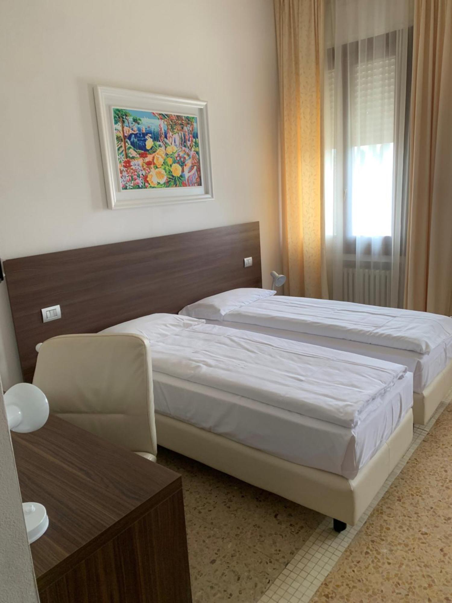 Locanda Al Santuario Peschiera del Garda Exteriör bild