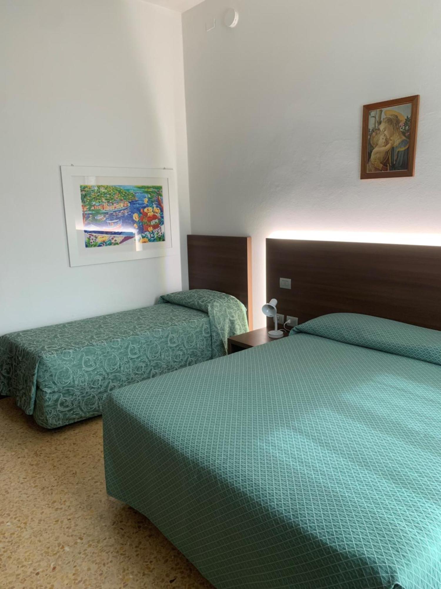 Locanda Al Santuario Peschiera del Garda Exteriör bild