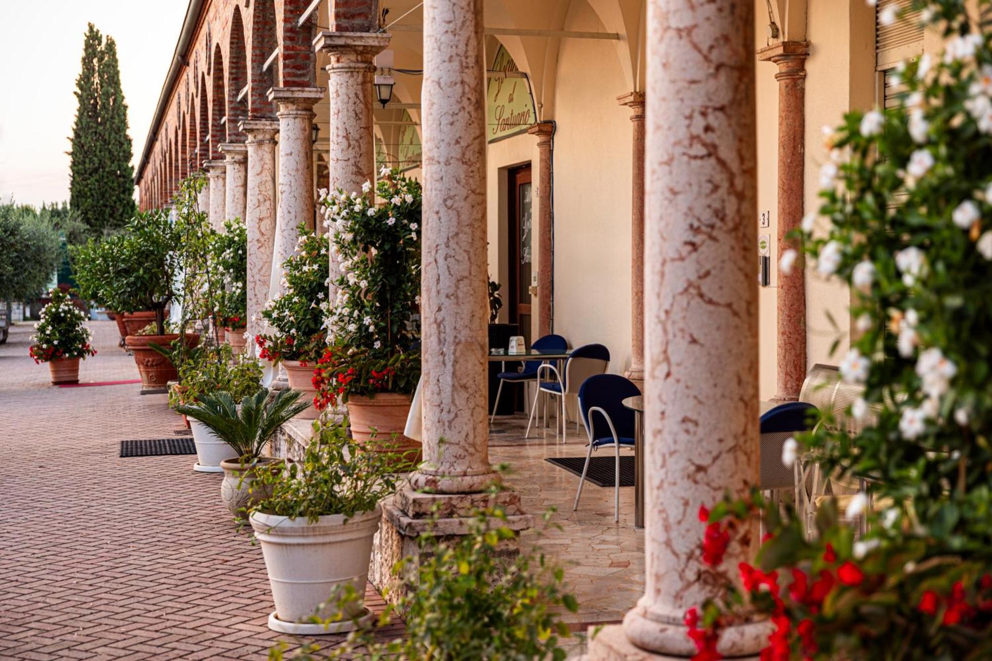 Locanda Al Santuario Peschiera del Garda Exteriör bild
